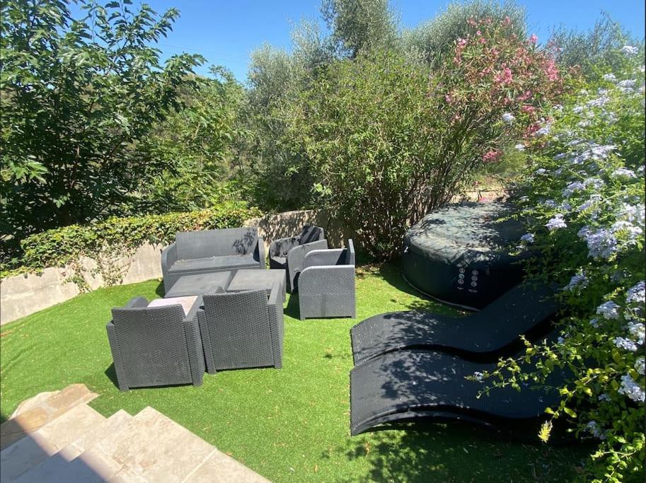 Superbe Appartement Avec Jardin & Jacuzzi - En Face De La Mer La Ciotat Extérieur photo